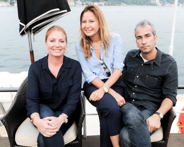 CAROLINE KOÇ, DEMET MÜFTÜOĞLU - ALPHAN EŞELİ