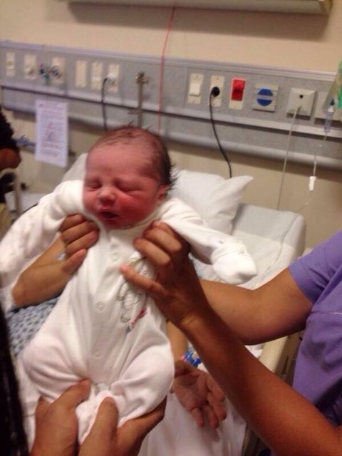 Bebeğin fotoğrafını Benjamin Harvey'in annesi Eva Rubin Harvey Facebook'tan paylaşmıştı.