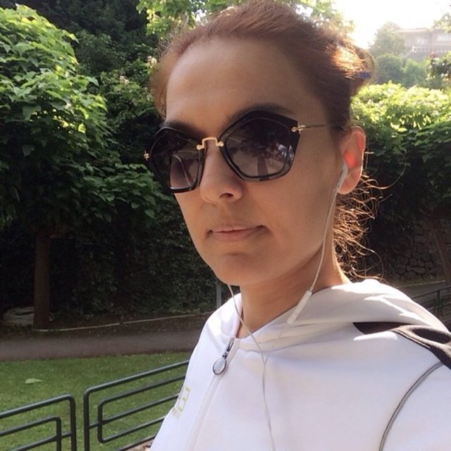 Demet Akalın - Aksam sahne var ama yuruyusu aksatmam!! HAFTASONU REKLAMLARA KAPALİYİZ TESEKKRLER