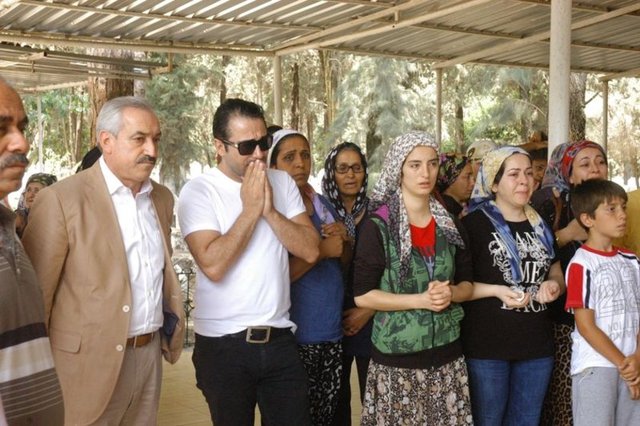 Akciğer kanseri teşhisiyle Mersin Üniversitesi Tıp Fakültesi Hastanesi'nde tedavi gören 67 yaşındaki Halide Yılmaz, yaşamını yitirdi.