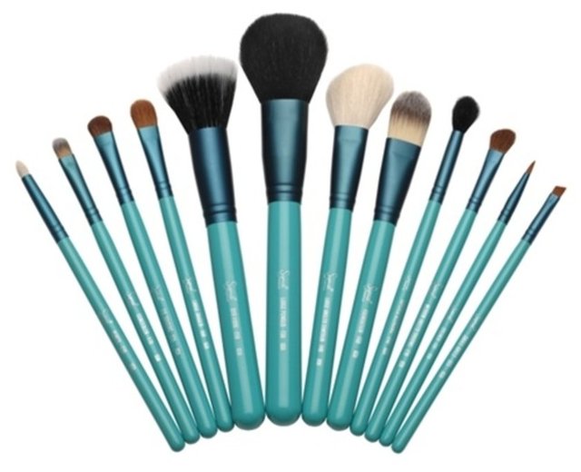 Yapılan en büyük güzellik hatalarından biri de, makyaj yaparken kullandığınız malzemelerin hijyeninin hiçe sayılması.