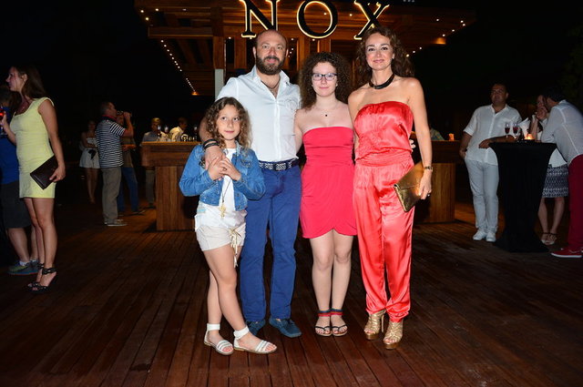 MİNA, CEM, ELA, HÜLYA KALYONCU
