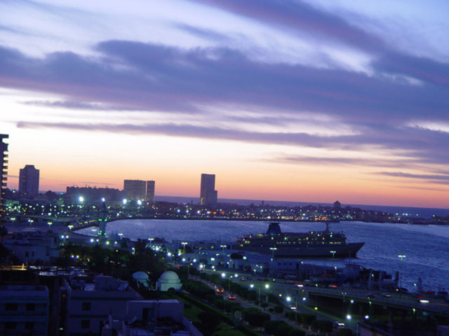 Libya-Trablus -  - İmsak: 04:17 - Akşam: 20:28 - Toplam: 16 saat