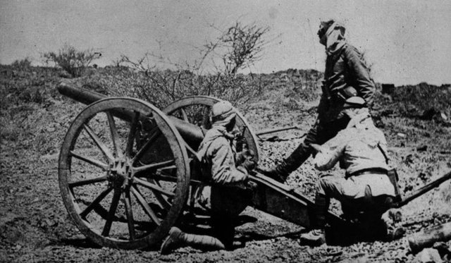 Türk askerinin Suriye Cephesi'ndeki mücadelesinden bir kare
