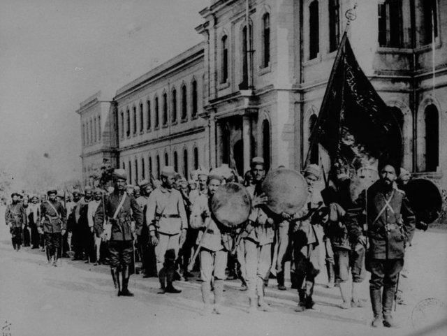 Türk askerinin Çanakkale Cephesi'ndeki mücadelesinden bir kare