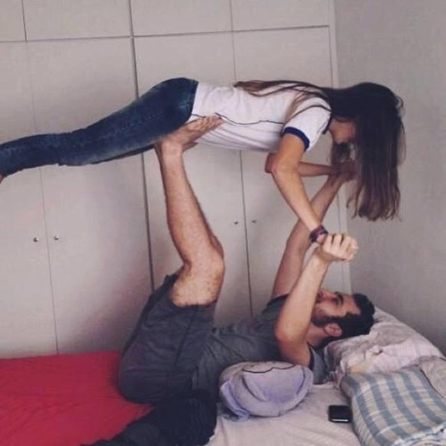 Manita kaldırmak (TEMSİLİ DEĞİL)