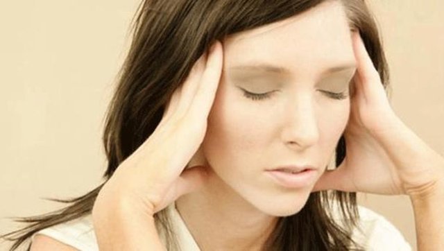 Başdönmesi, göz kararması, aşırı halsizlik, bulantı hissettiğinizde bir yere oturun ve mümkünse tansiyonunuzu ölçtürün.