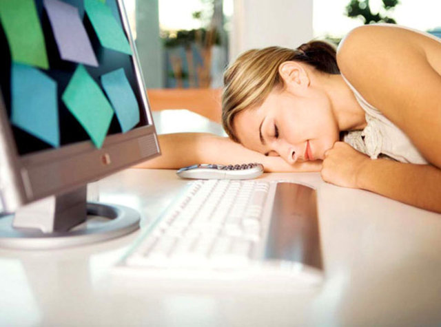 Bunlar tansiyon düşmesinin bulguları olabilir ve bayılmaya neden olabilir.