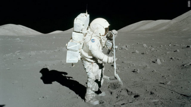 Daha sonra 2025 yılında 4 kişi daha gönderilecek ve bu kişiler hayatlarının sonuna kadar Mars'ta kalacak. Mars One projesi aslında bir TV show olacak.