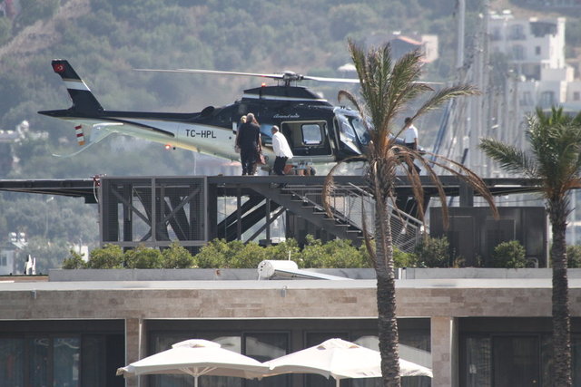 BAŞKAN AZİZ YILDIRIM BODRUM'DAN İSTANBUL'A ÖZEL HELİKOPTERLE DÖNDÜ