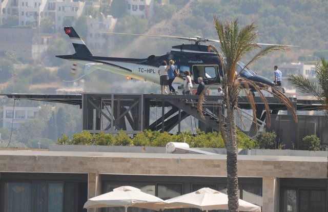 BAŞKAN AZİZ YILDIRIM BODRUM'DAN İSTANBUL'A ÖZEL HELİKOPTERLE DÖNDÜ