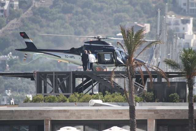 BAŞKAN AZİZ YILDIRIM BODRUM'DAN İSTANBUL'A ÖZEL HELİKOPTERLE DÖNDÜ