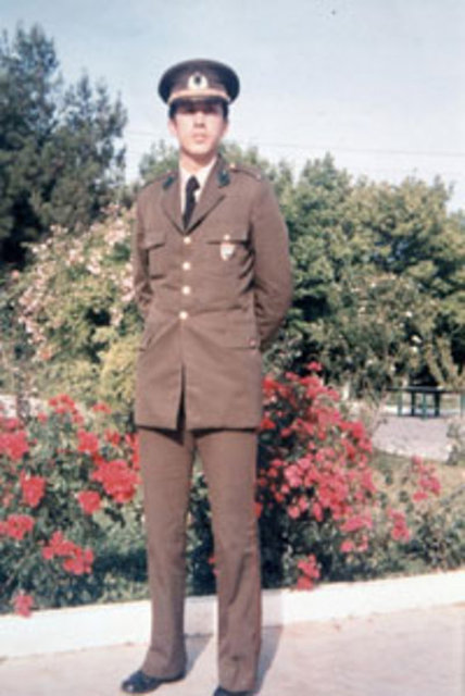 Askerlik sonrası daha önce çalıştığı özel şirkette yaklaşık 1,5 sene çalıştı. Daha sonra başka bir şirkette Genel Müdür olarak göreve başladı.