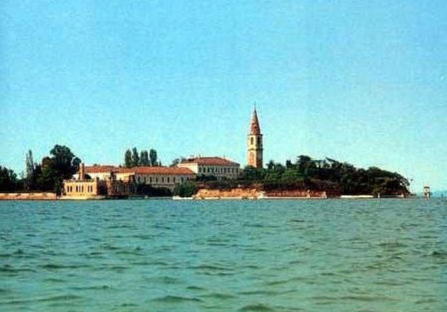 Dünyanın en tehlikeli adaları - Poveglia, İtalya'da Venedik ve Lido arasında kalan bölgede küçük bir ada parçası...