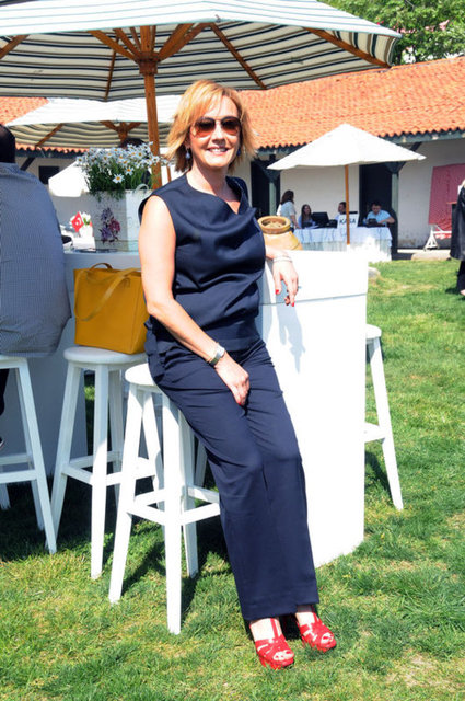 REVNA DEMİRÖREN