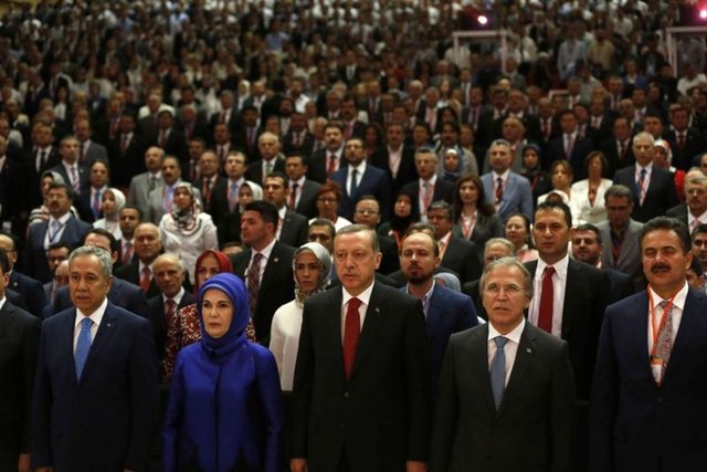 Üç döneme takılacak AK Parti'nin ağır topları arasında 9 bakan bulunuyor.