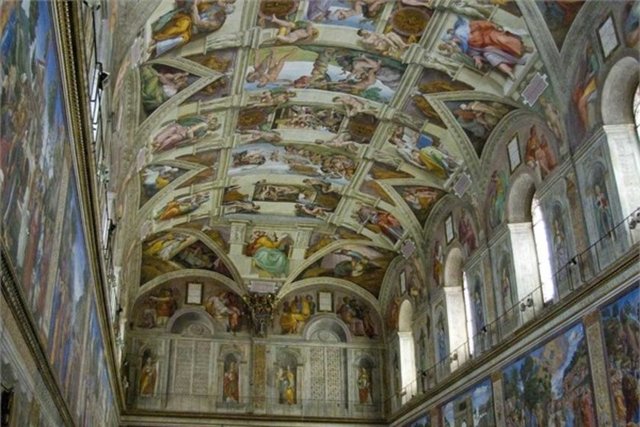 Vatikan - Tarih'in izlerini Vatikan'da sürün.