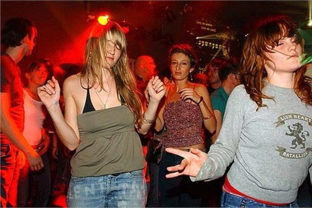 Almanya - Berlin barlarında doyasıya eğlence keyfi.