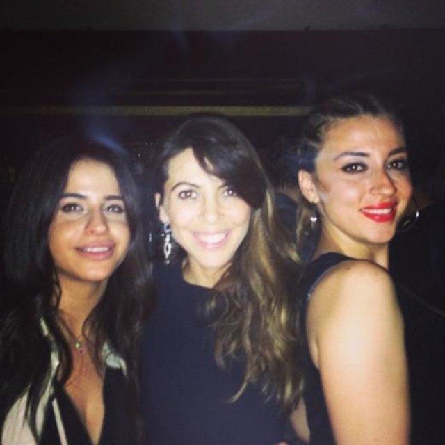 Pekin'i bu özel gecede oyuncu dostlları yalnız bırakmazken, asıl sürpiz Arda Turan'ın doğum gününe katılması oldu.