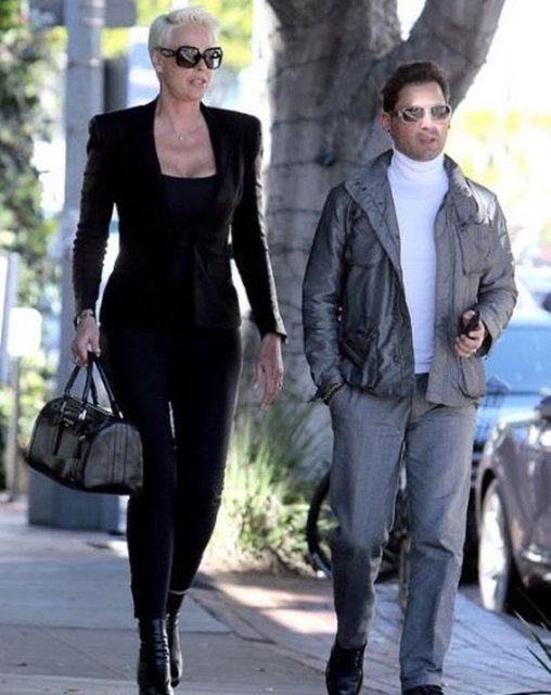 Brigitte Nielsen kariyerinin başından bu yana uzun boyuyla dikkat çekiyor.