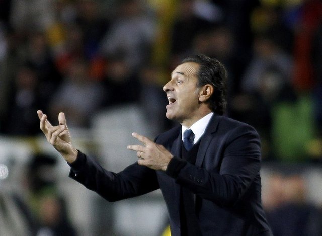 Ayrıca Şampiyonlar Ligi'nden men edilerek, ligde 2006-07 sezonuna eksi 19 puanla başlamasına karar verildi. Prandelli, puan cezası daha sonra eksi 15'e düşürülen Viola'yı lig sonunda 6. yaparak, UEFA Kupası'na götürmeyi başardı.