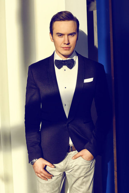 Mustafa Ceceli ile kardeşi Sinan Ceceli'nin benzerliği görenleri şaşırtıyor.