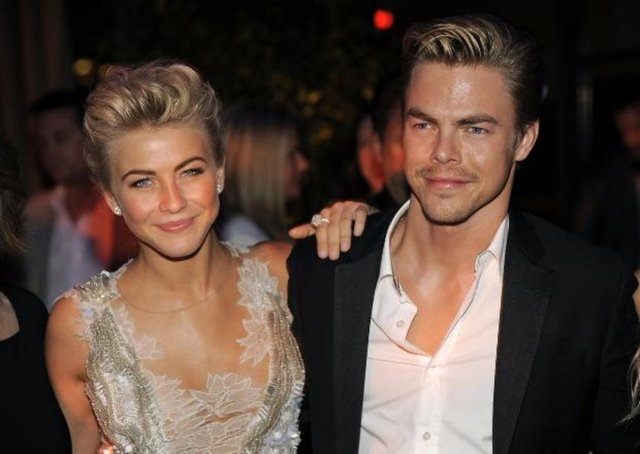 Julianne ve Derek Hough. İkisi de yeni kuşak oyunculardan.