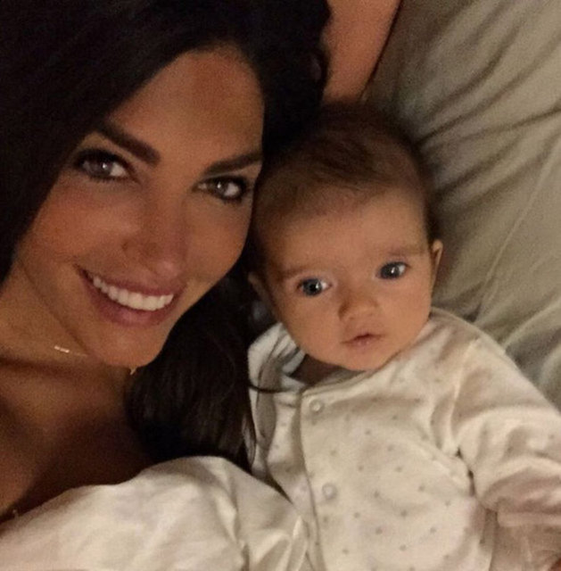 Abla Cabau, "Yeğenimi göremedim. Xess'in fotoğraflarını sosyal medyadan takip ediyorum" diye konuşmuştu.