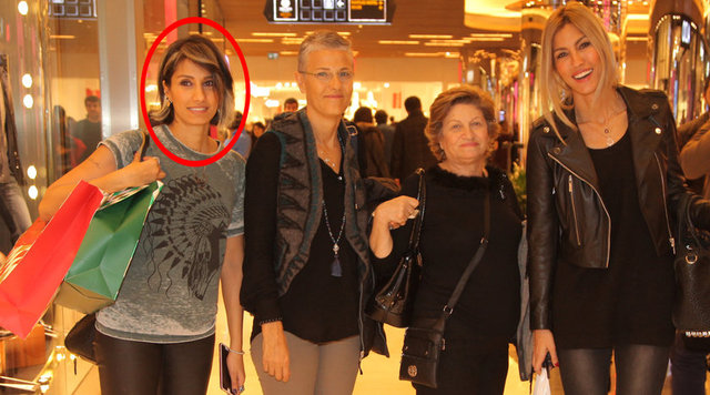 Uzay ve Kuzey'in babaları Emre Altuğ ile birlikte olduğunu söyleyen Şıkel, "Bugünü ailece kendimize ayırdık" dedi. Çağla Şıkel'in ablası Berna Şıkel'e benzerliği dikkatlerden kaçmadı.