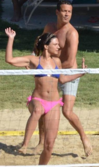 Abazi ve Bekensir maçı alabilmek için çok çabaladı.