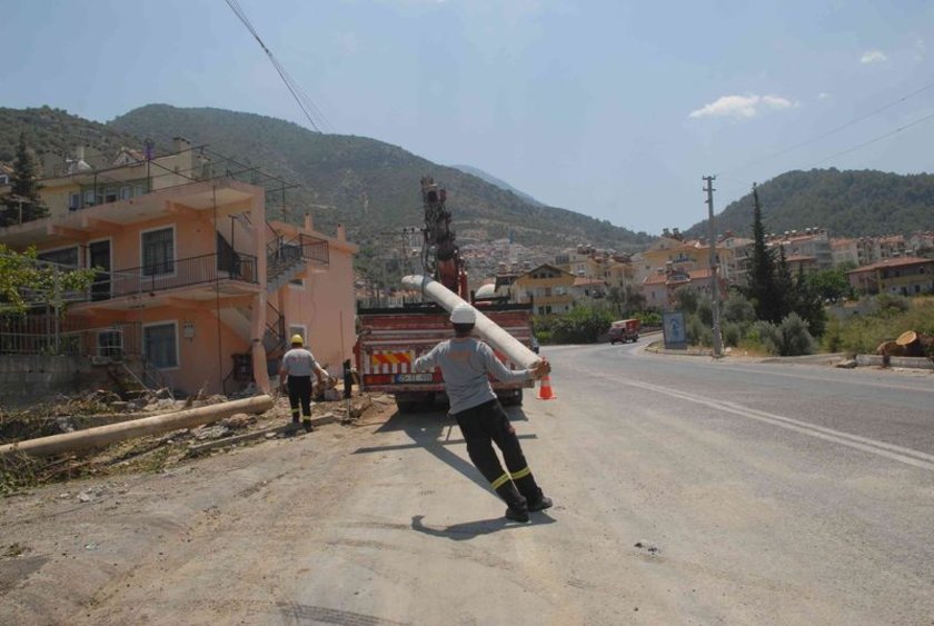 fethiye, ev, çöp kamyonu, yüksel güzel, kadir akbulut, muzaffer