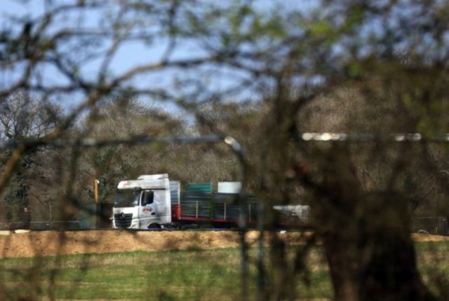 İngiltere'nin, Kuzey Denizi'nde 40 yılda 45 milyar varillik üretim yaptığına dikkat çeken uzmanlar bu denli büyük keşfin son derece önemli olduğunun altını çiziyor.