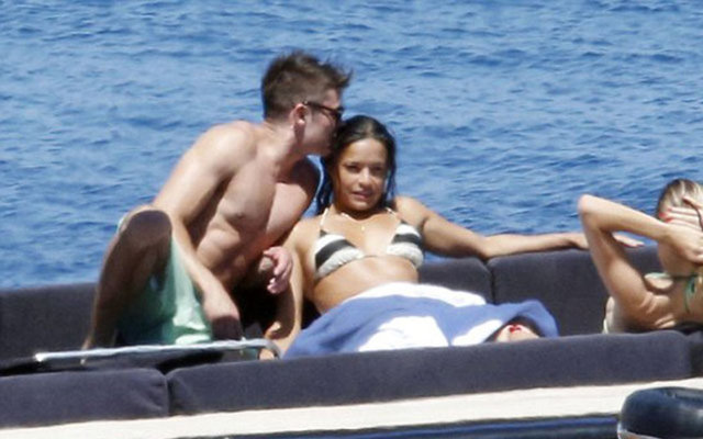 Michelle Rodriguez de fit vücuduyla, Efron'dan geri kalmadı.