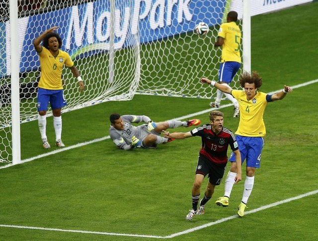 - Alman kardeş bi dur yahu, Twit yetişmiyor!