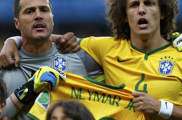 - Maç sonunda Brezilya: Kol bozuktu