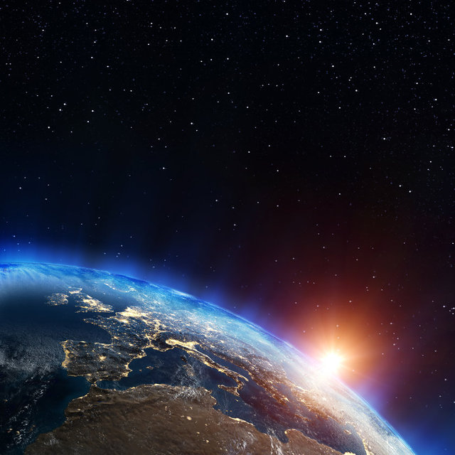 Seyahatin Geleceği Raporu'na göre, 2024 yılına geldiğimizde,  Dünya'nın alt yörüngesinde seyahat edip ultra yükseklikten yerküreyi izlemek mümkün olabilecek.