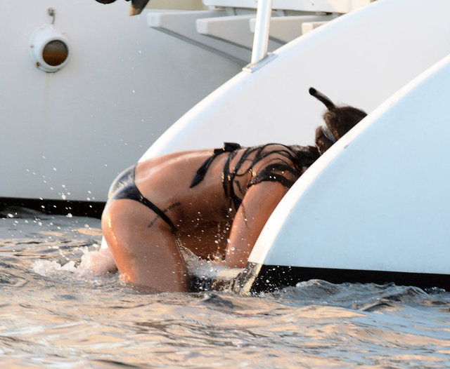 Gençlik yıllarında denizde panik nöbeti geçiren ünlü yıldız, o günden beri rahatlıkla kulaç atamıyor.