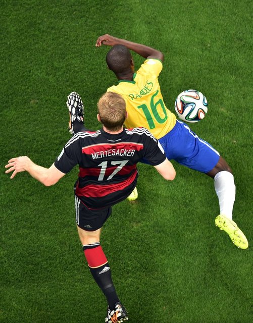 Abendblantt: Çaresiz Brezilya'ya takla attırdık