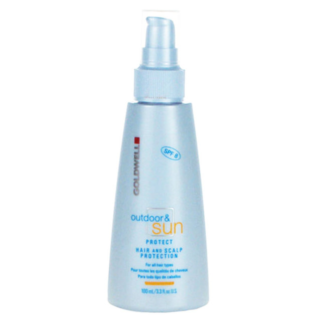 Goldwell Outdoor & Sun krem, SPF 8 ile UV ışınlarına karşı güçlü koruma sağlar, güneş yanıklarına karşı saç derisini korur. İçindeki gliserin ve panthenol ise nemlendirir.