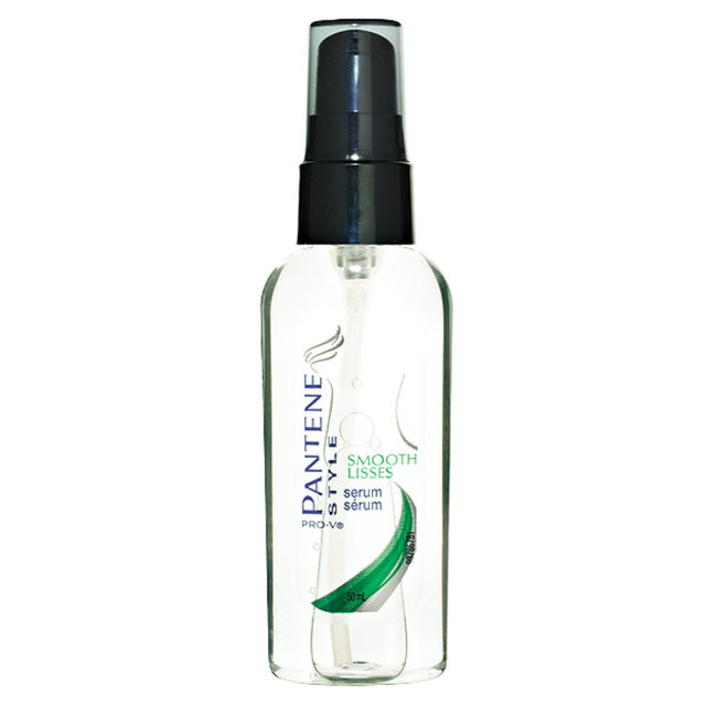Pantene Pro-V Smooth & Shine Anti-Frizz Serum, saçlarınızın pürüzsüz ve parlak olmasını sağlayan ve saçlarınızı zararlı etkilere karşı koruyan bir serum. Bu serum ile ekstra çaba harcamadan göz alıcı saçlara sahip olabilirsiniz.