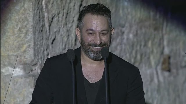 Cem Yılmaz Boğa'yken Koç oldu.