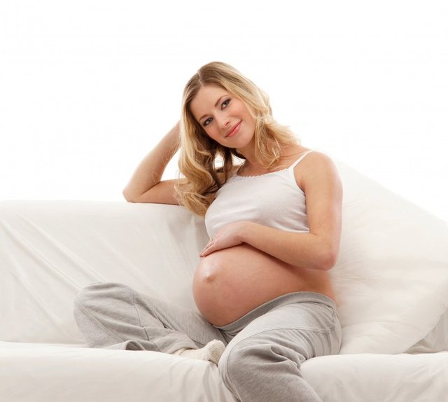 Yolculuk esnasında aralarda atıştırmalar yapılmalı ve kafeinli içeceklerden kaçınılmalıdır