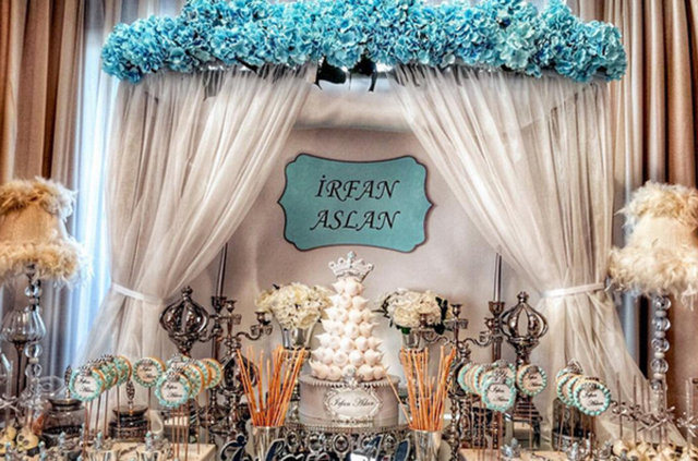 Petek Dinçöz, mutluluklarını "Herkese duaları ve güzel dilekleri için çok teşekkür ederiz. Hem acımızı, hem sevincimizi paylaştığınız için iyi ki varsınız..." mesajıyla duyurdu