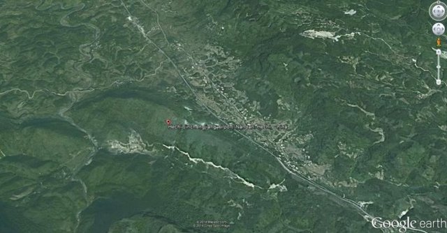 Dünyanın en zorlu havalimanlarıÇinli ülkenin güney bölgesinde bulunan Guangxi eyaletinde dağın tepesine havaalanı yaptı.