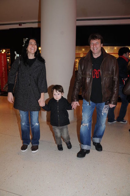 Çiftin ayrılığında ihanetin payı olduğu ortaya atılmıştı.