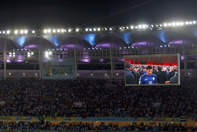 - Ancak Barçalı yıldızın karşısına yine çeyrek finalde Almanya çıktı... Panzer bu kez acımadı... 4-0'lık skorla Arjantin sahadan silindi, Messi ise çok etkisizdi...