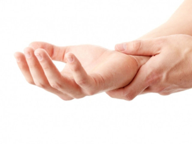 Ellerde hissizlik yaşıyor musunuz?