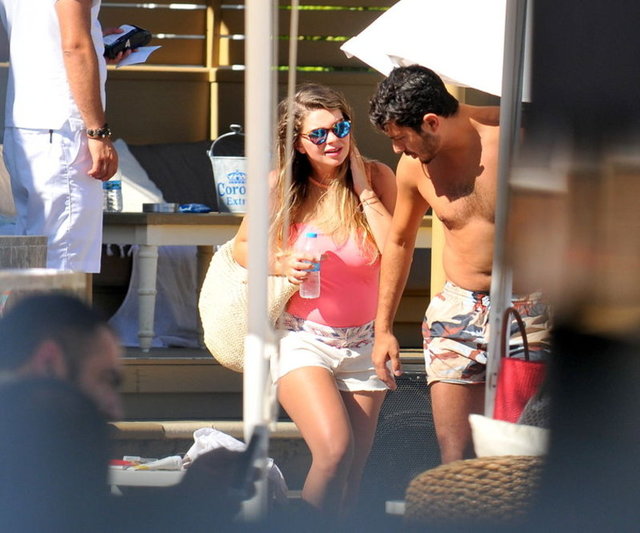 Hamileliğinin 4. ayına giren Pelin Karahan'ın çocuğunun cinsiyeti belli oldu.