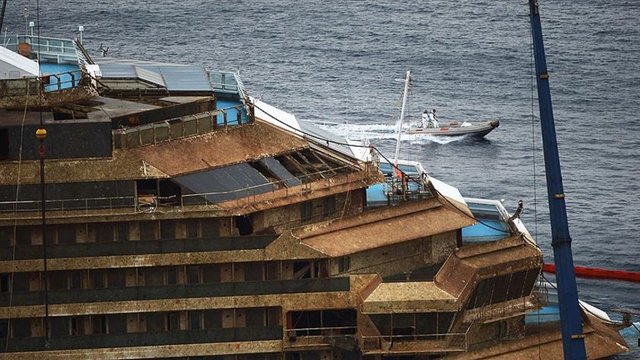 Titanic'ten daha uzun olan 114 bin ton ağırlığındaki Costa Concordia, okyanusa açılan en ihtişamlı cruise gemilerinden biriydi.