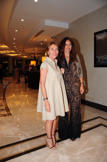 DİLEK HANİF, ASLI KÜSEYRİOĞLU